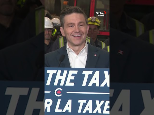 ⁣"It's a bit distracting": Poilievre stops speech to jokingly point out "appluadi